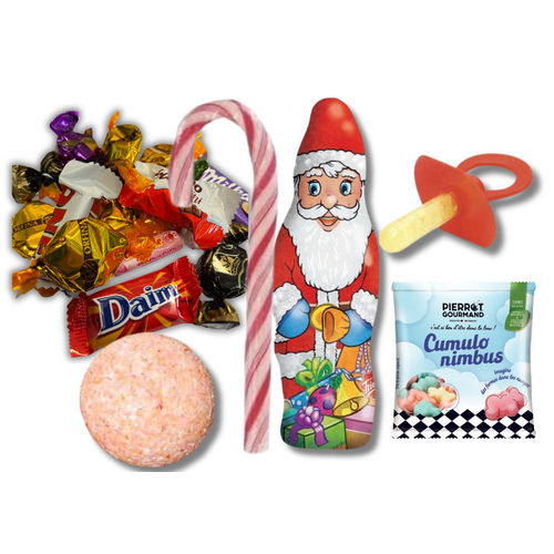 Maison de noel garnie de chocolat